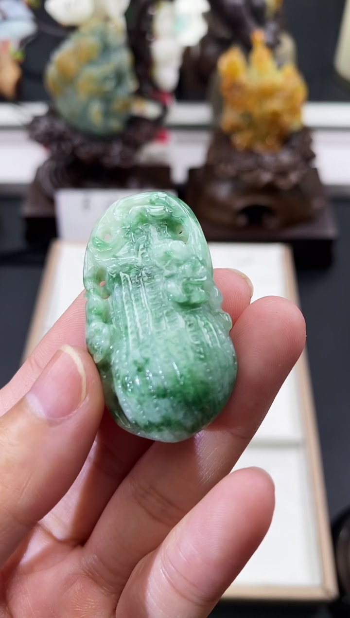 颈饰未镶嵌翡翠天然缅甸A货翡翠