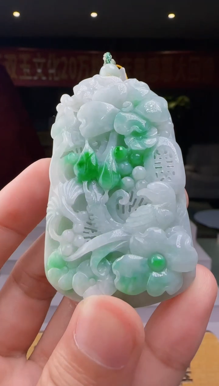 翡翠未镶嵌颈饰XM@@960Q3J18018