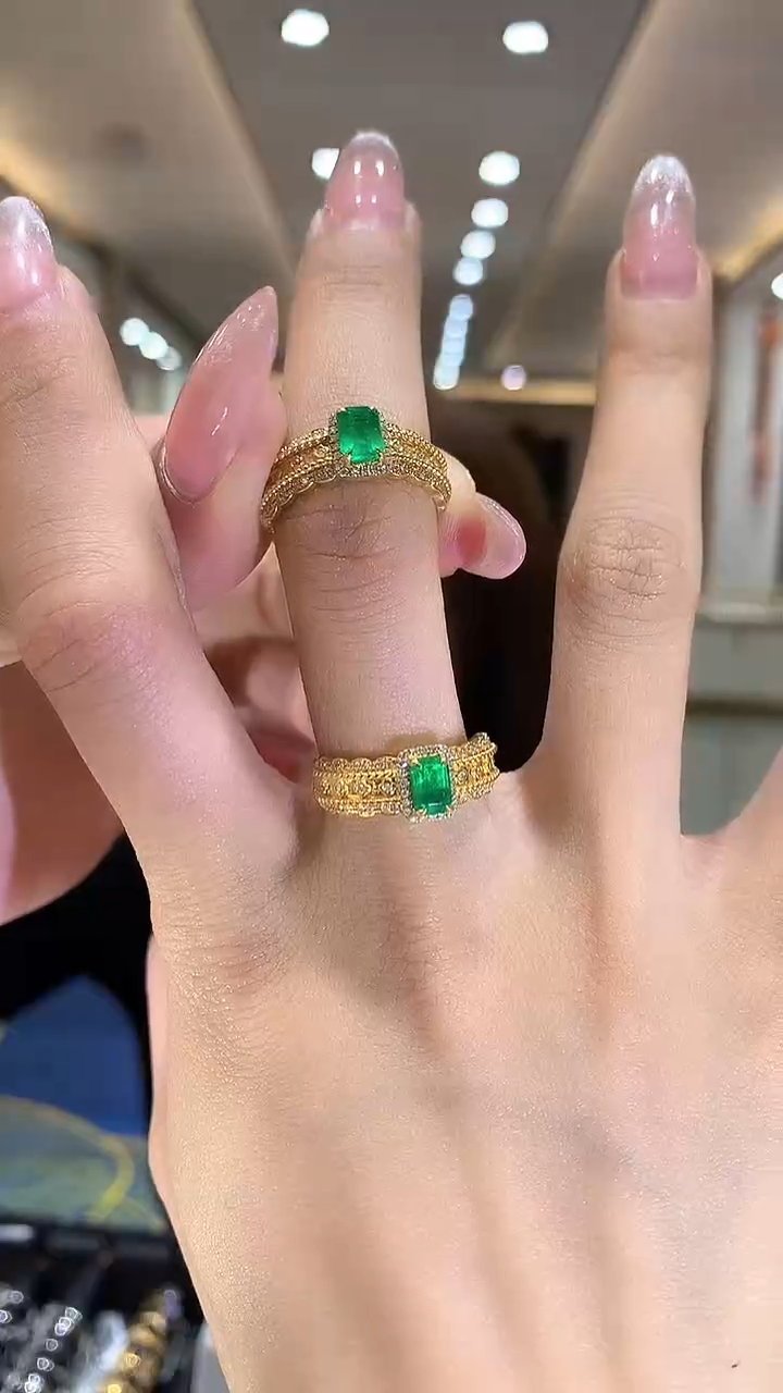 【闪购商品】祖母绿戒指18K金镶嵌56分祖母绿戒指多样性发一