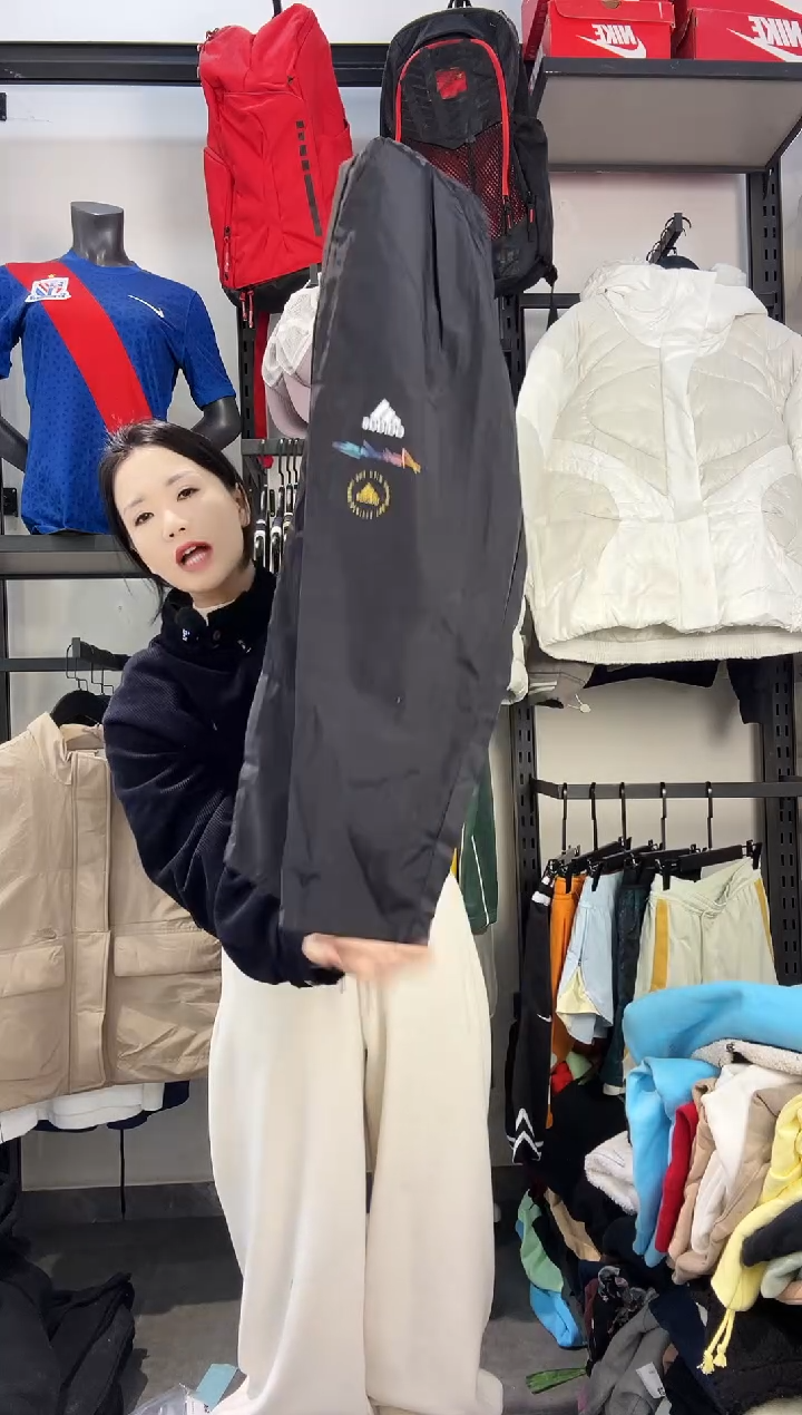497闪购编码  阿迪运动卫衣裤以直播间过款为准 尺码. 165 L