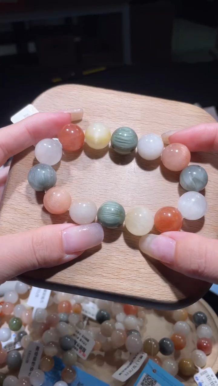 【闪购商品】水晶手链未镶嵌42号多性样发-X  15+