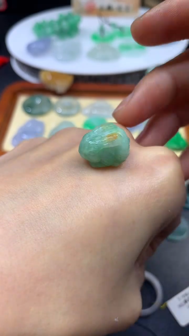 【闪购商品】定制翡翠未镶嵌翡翠