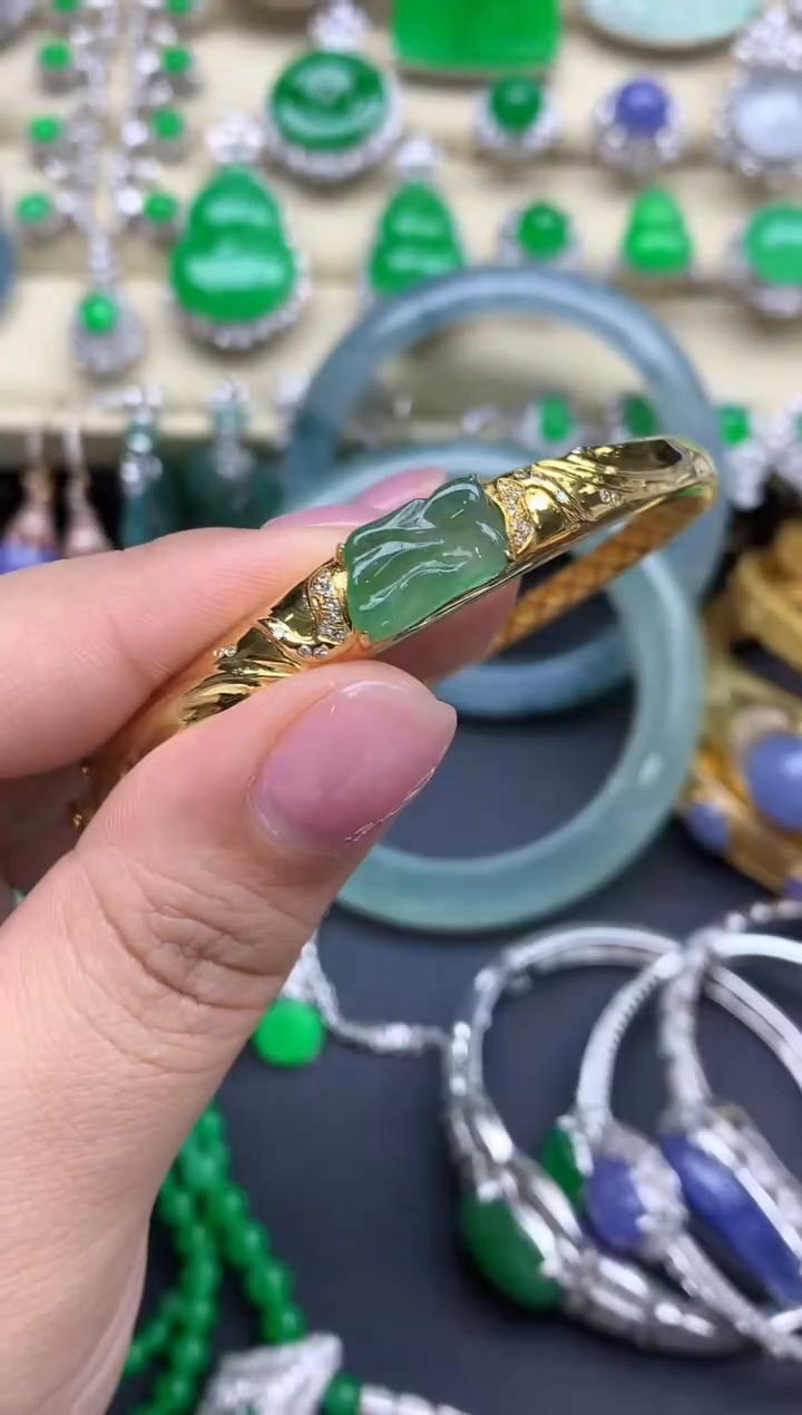 【闪购商品】翡翠手镯18K金镶嵌550-中国好珍宝