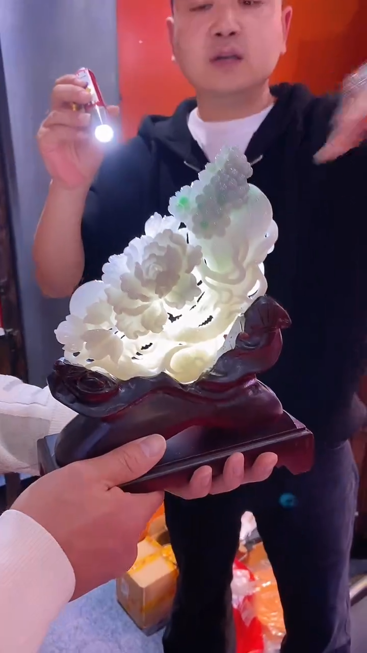 【闪购商品】定制翡翠未镶嵌03/0226/W/花