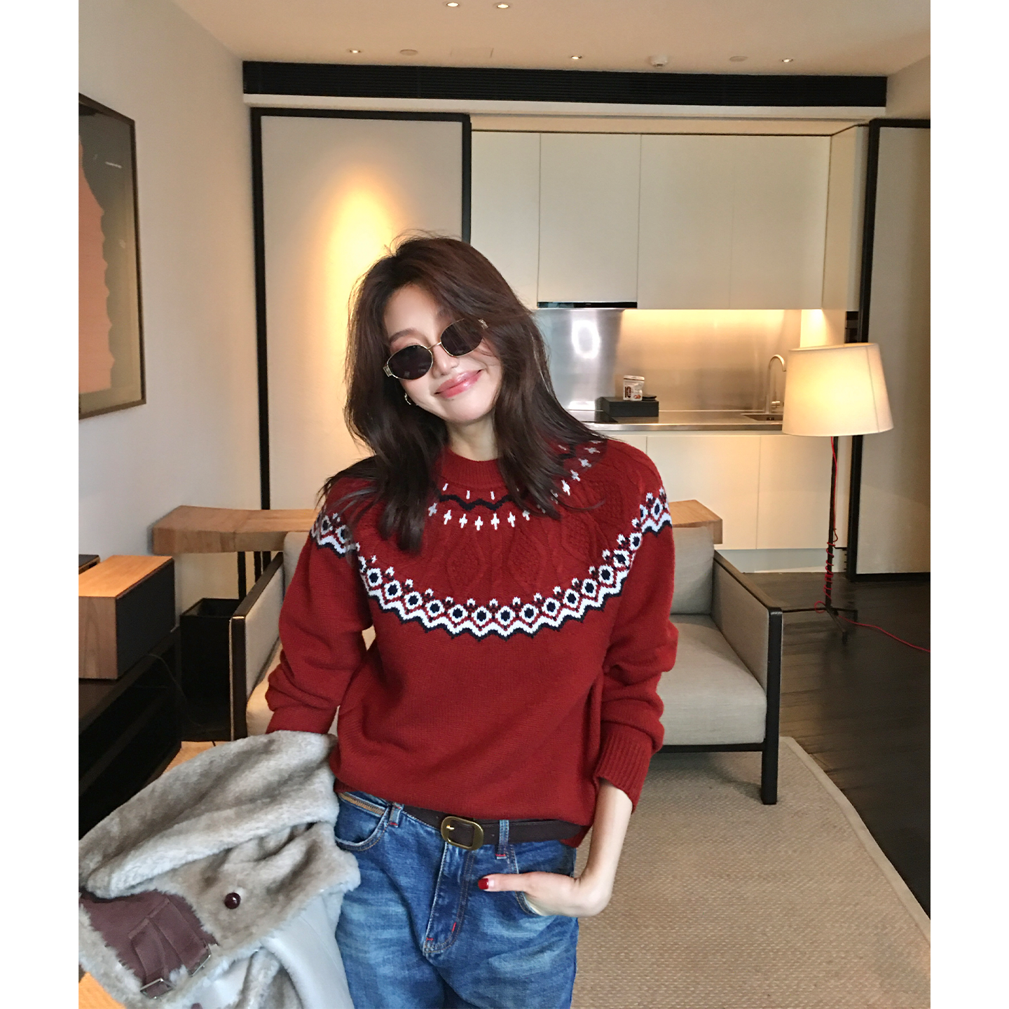 【ALONESAVOR】龍喜儿 蓝波星屿 复古100绵羊毛钩花圆领针织衫O092