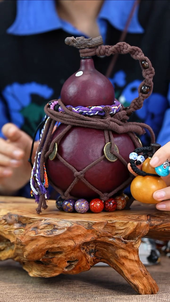 【闪购商品】165—光岳葫天然脖挂车挂大漆手捻小葫芦