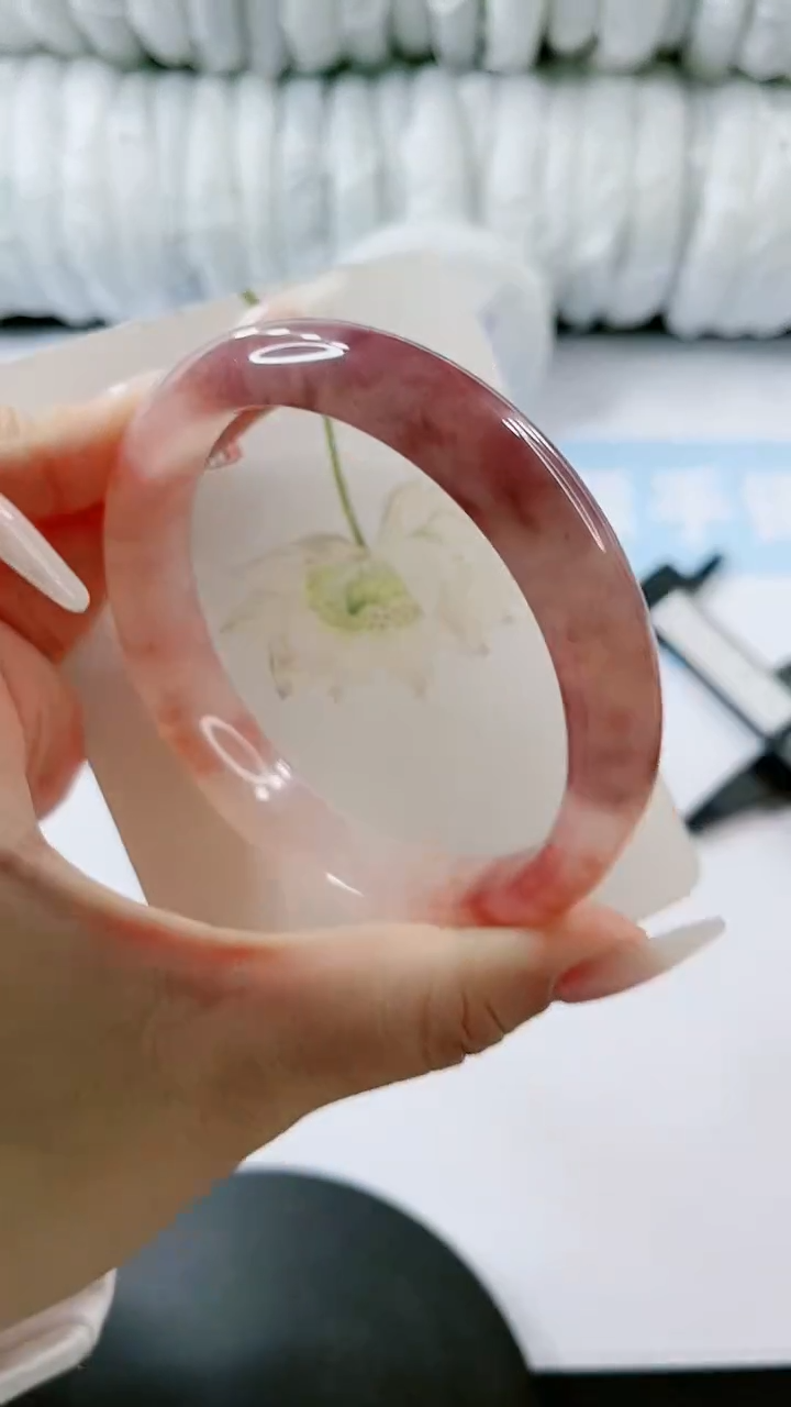 【闪购商品】石英质玉手镯未镶嵌多样性发货V420-62