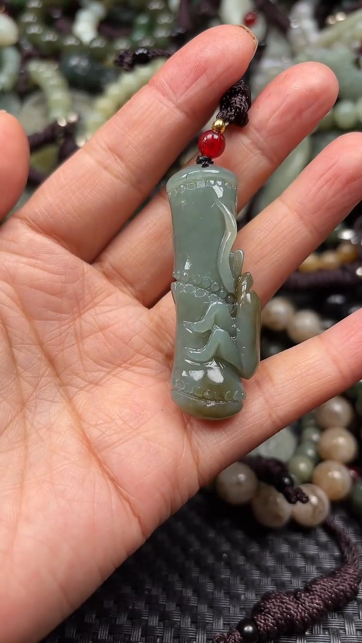 【闪购商品】和田玉颈饰未镶嵌.