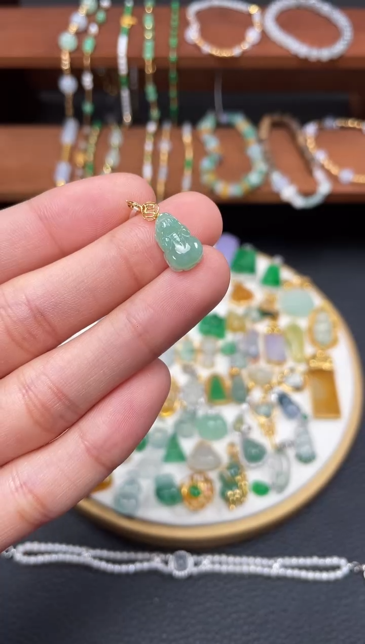 【闪购商品】翡翠吊坠(不含链)18K金镶嵌一个   JK423