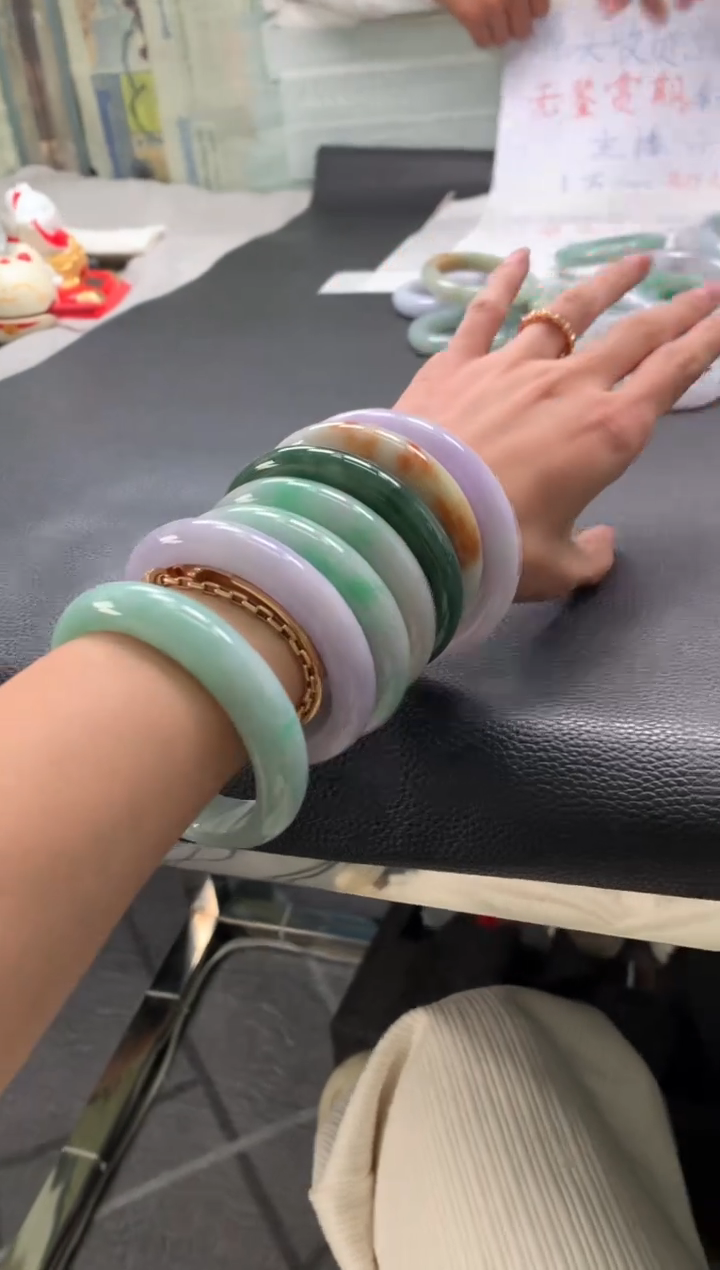 【闪购商品】翡翠手镯未镶嵌翡翠手镯 展示链接