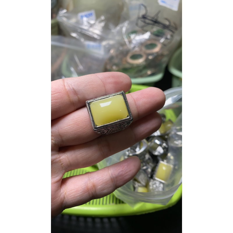 B 449  白花镶嵌戒指