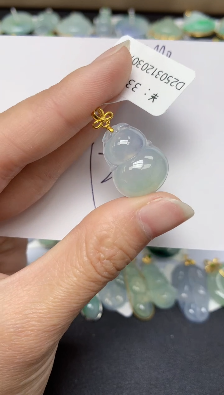 【闪购商品】翡翠18K金镶嵌颈饰天然翡翠A货