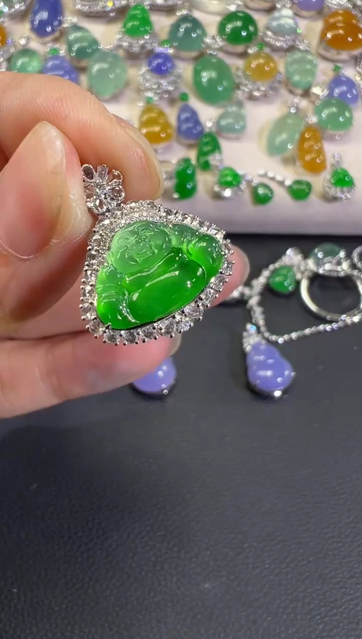 吊坠(不含链)18K金镶嵌翡翠B48|19800