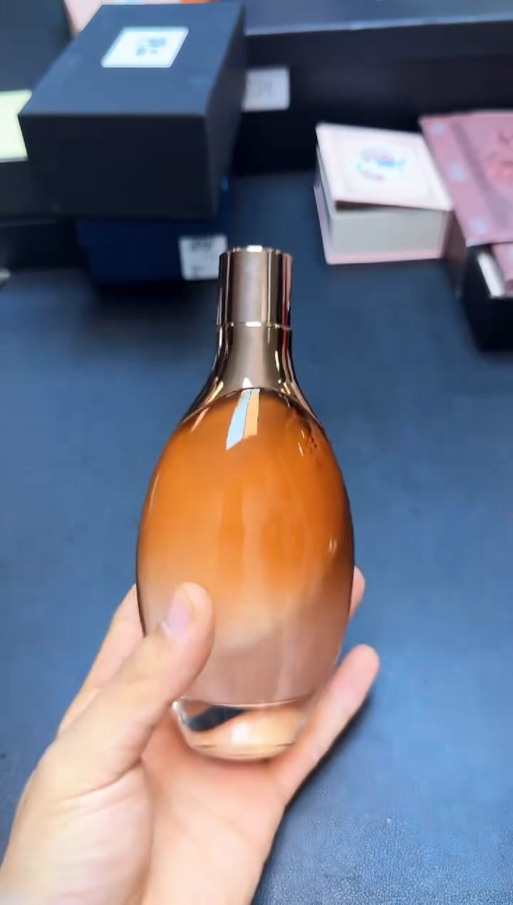 瓷片全新正品一件不留@@WE661