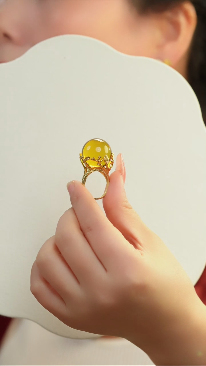 【闪购商品】蓝珀戒指银S925镶嵌20+蓝珀小巨蛋戒指