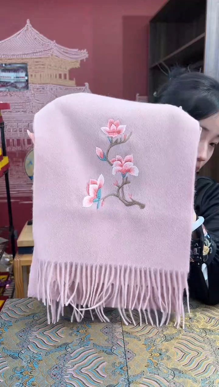 【闪购商品】刺绣100山羊绒苏绣双面绣手工刺绣围巾