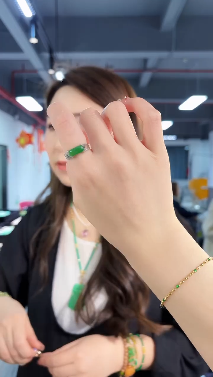 【闪购商品】翡翠戒指未镶嵌缅料A货/支持复检/一件