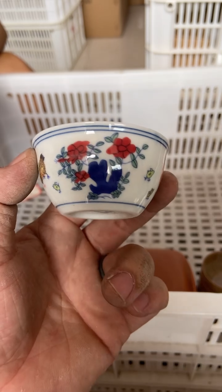 杯无运费险有瑕疵的摄影的产品有使用过的痕迹有点脏介意勿拍