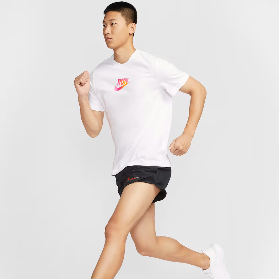 NIKE/耐克跑步系列服装2025白色短袖男IH9265100