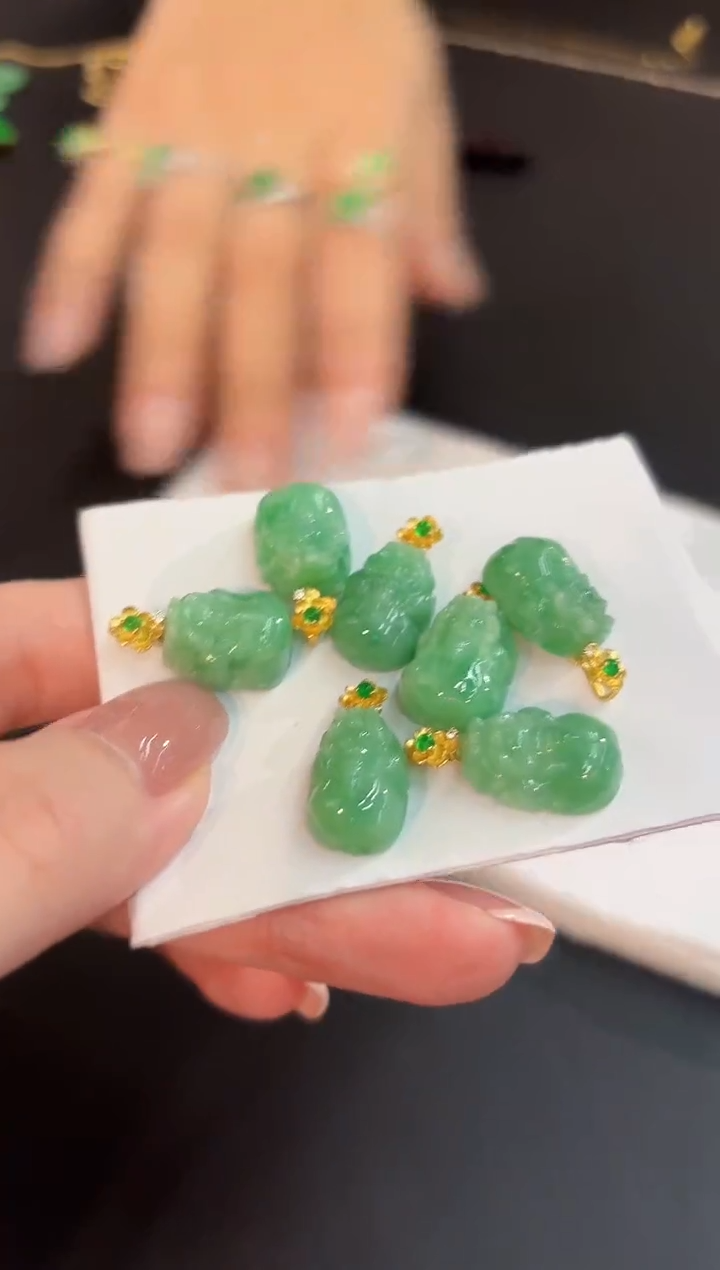 吊坠(不含链)未镶嵌翡翠2貔貅 缅甸A货/多样性发货/一件