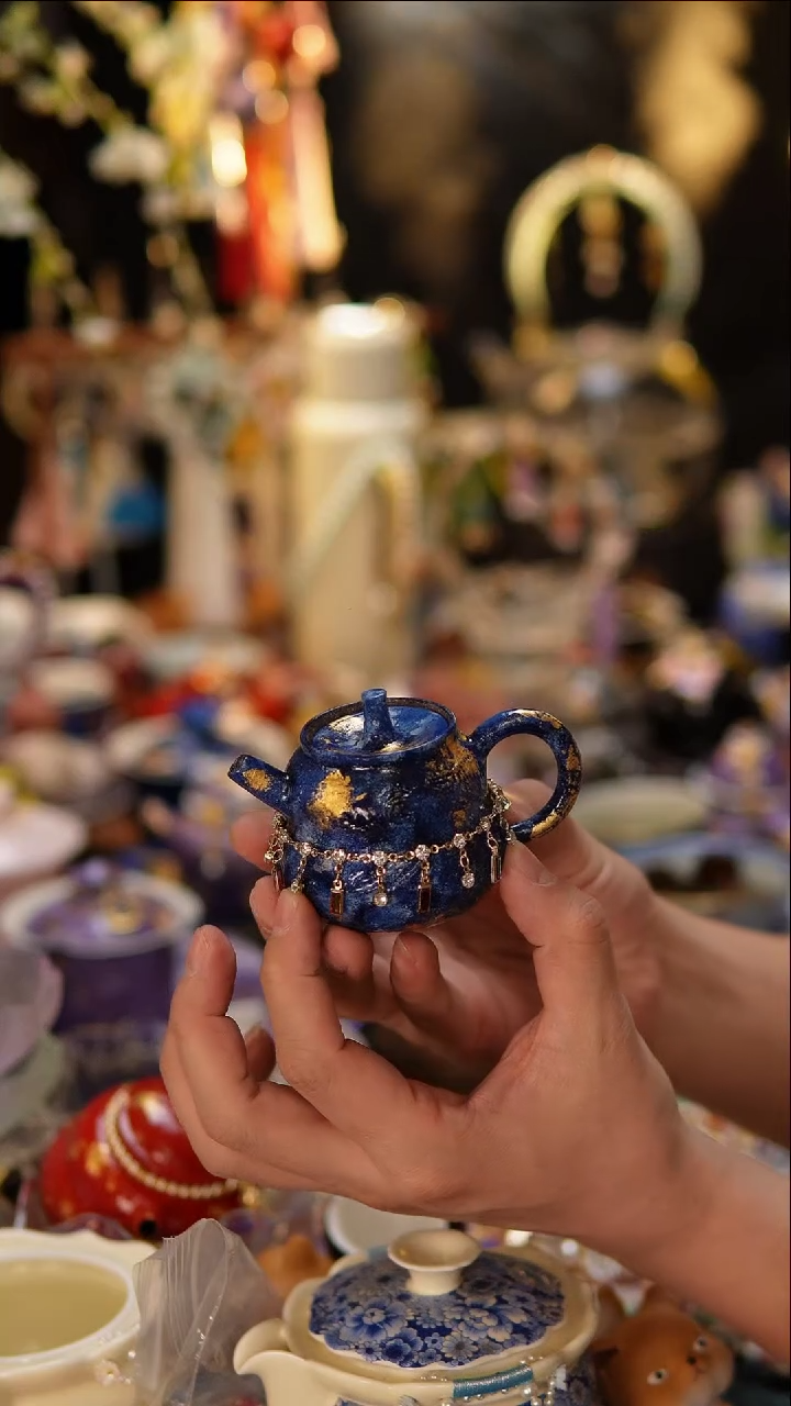 【闪购商品】蓝色大漆泡茶壶+链子