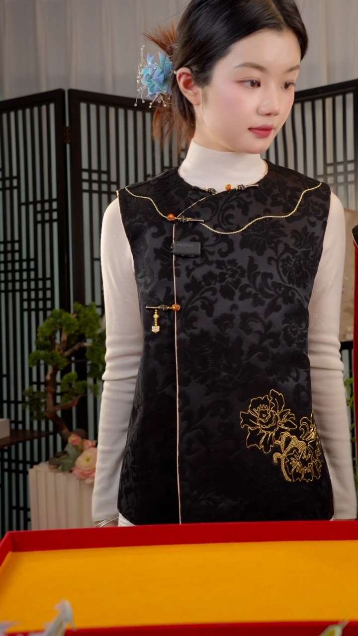 刺绣琳**妞苏绣非遗绒花饰品L