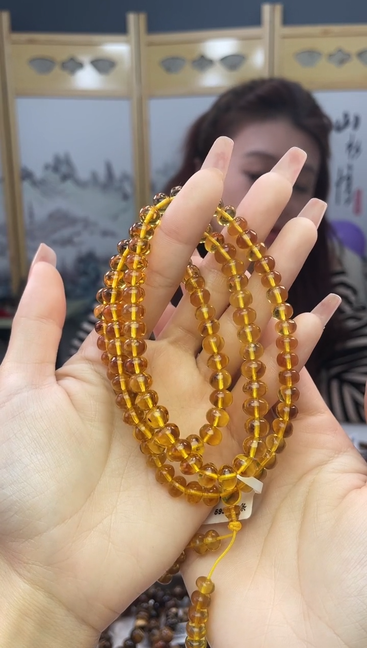 【闪购商品】琥珀裸石未镶嵌7+金珀108