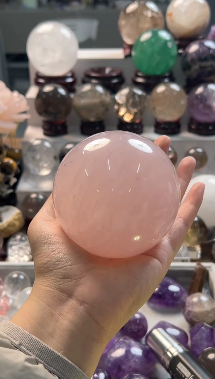 未镶嵌珠宝半成品水晶M935 约8.4cm