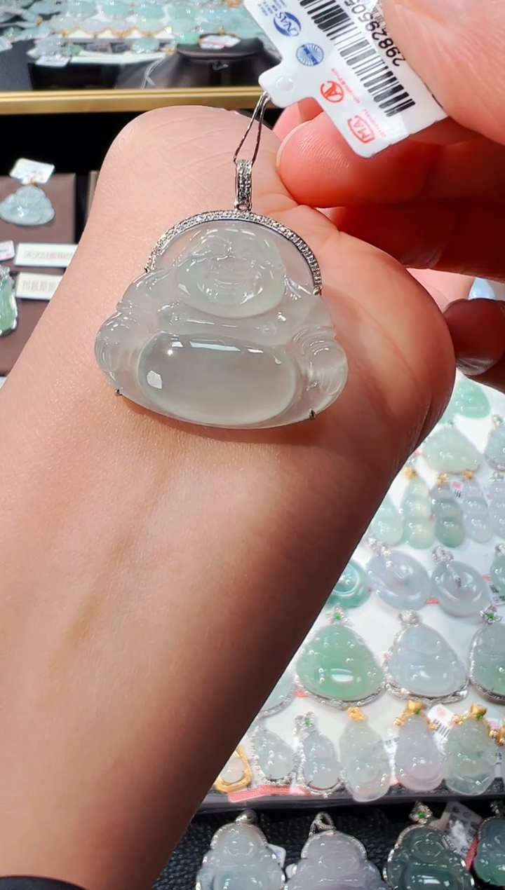 【闪购商品】翡翠吊坠(不含链)18K金镶嵌佛公吊坠052