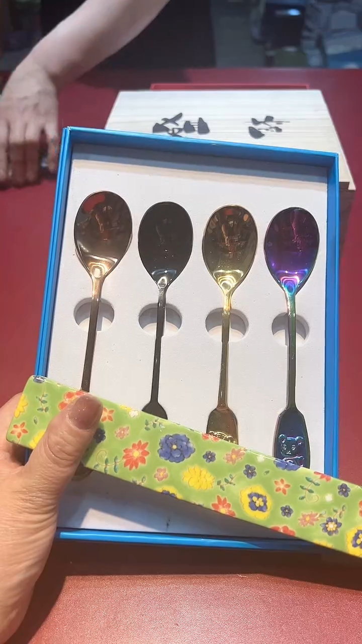 【闪购商品】瓷片锅碗瓢盆一件不剩