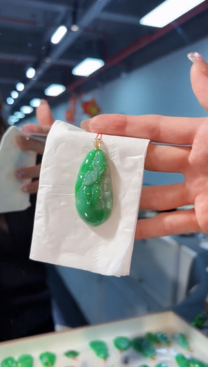 【闪购商品】翡翠颈饰18K金镶嵌缅料A货/支持复检/一件