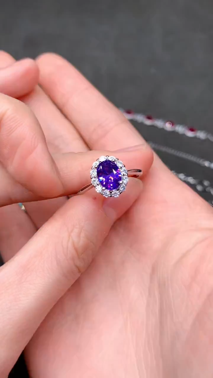 【闪购商品】蓝宝石戒指银S925镶嵌....