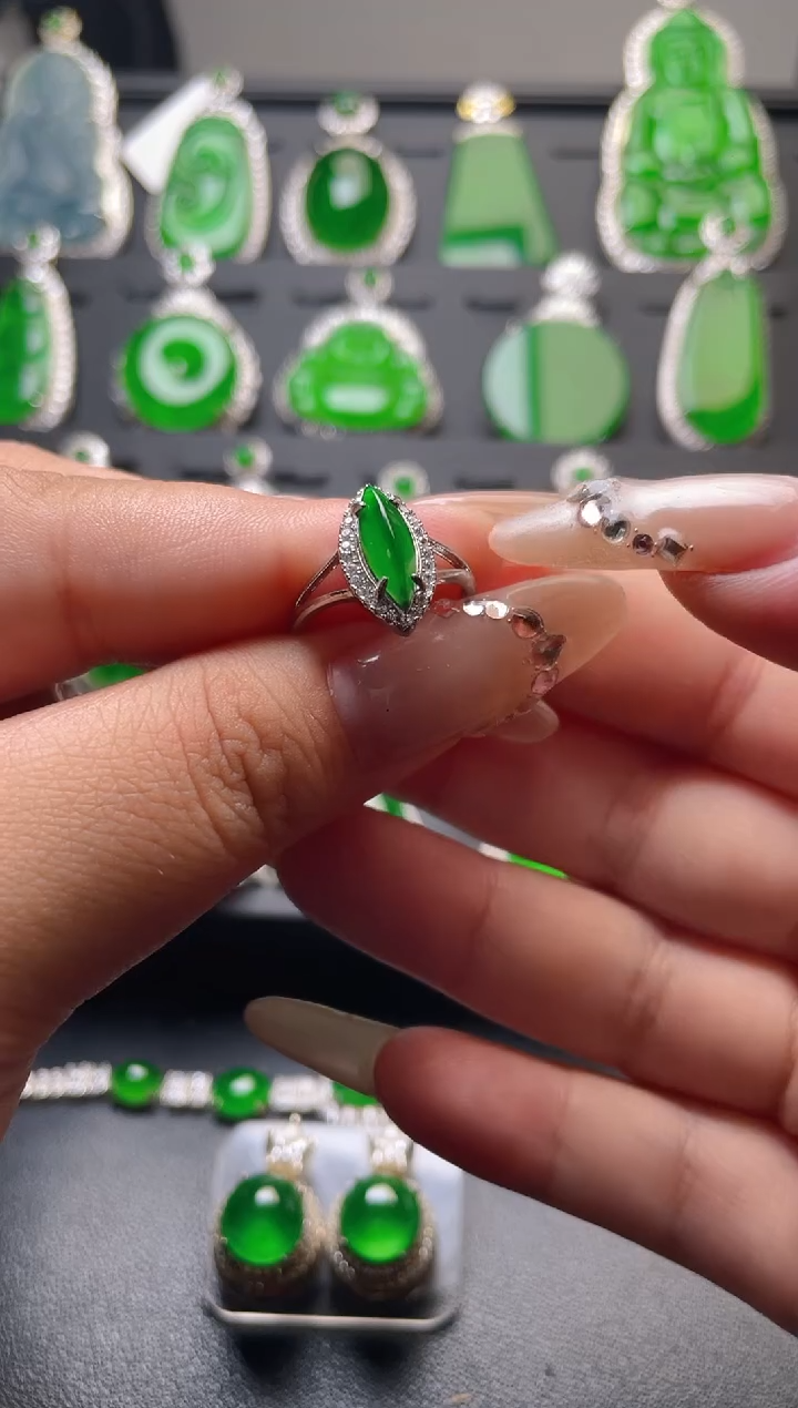 【闪购商品】翡翠戒指未镶嵌天然A货翡翠
