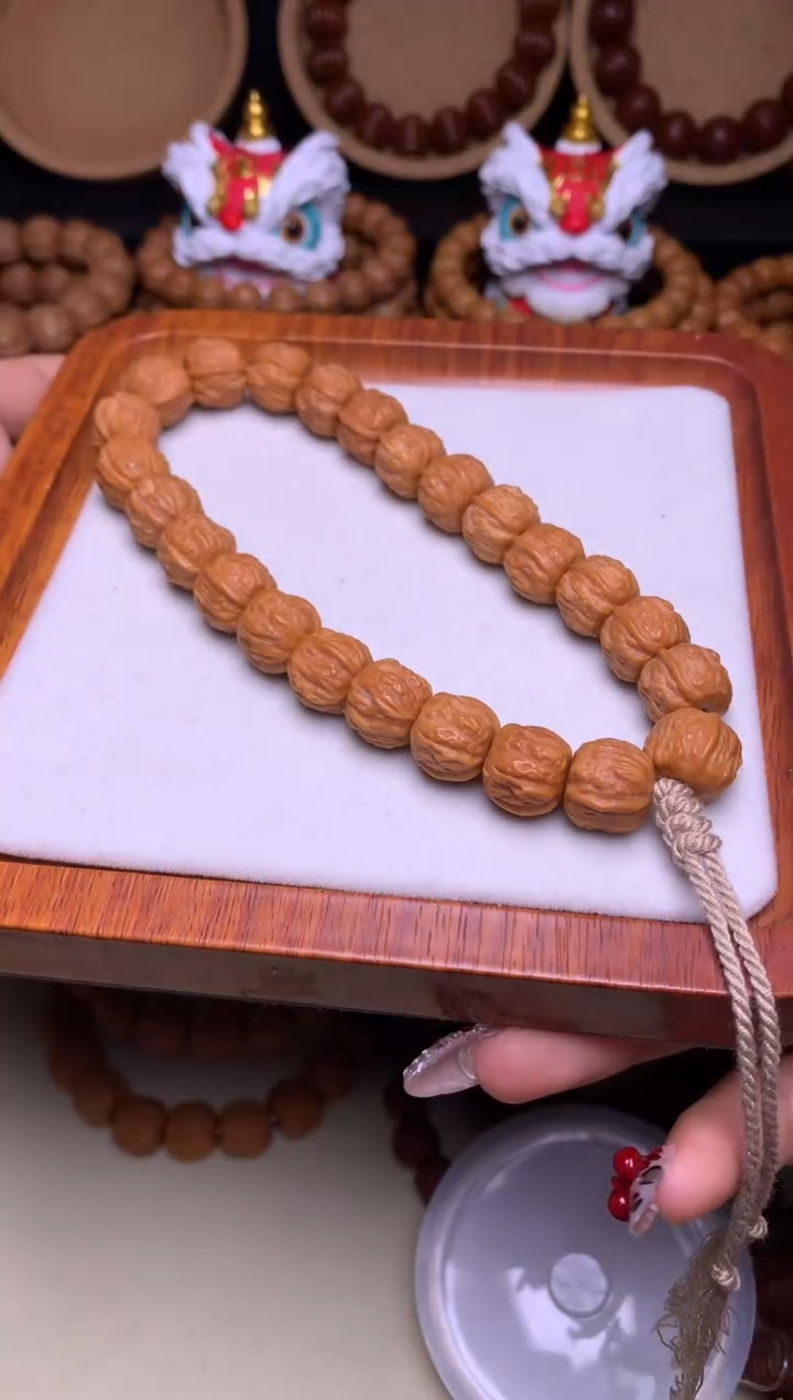 【闪购商品】文玩核桃手串12-13金蟾手持龙炎全品