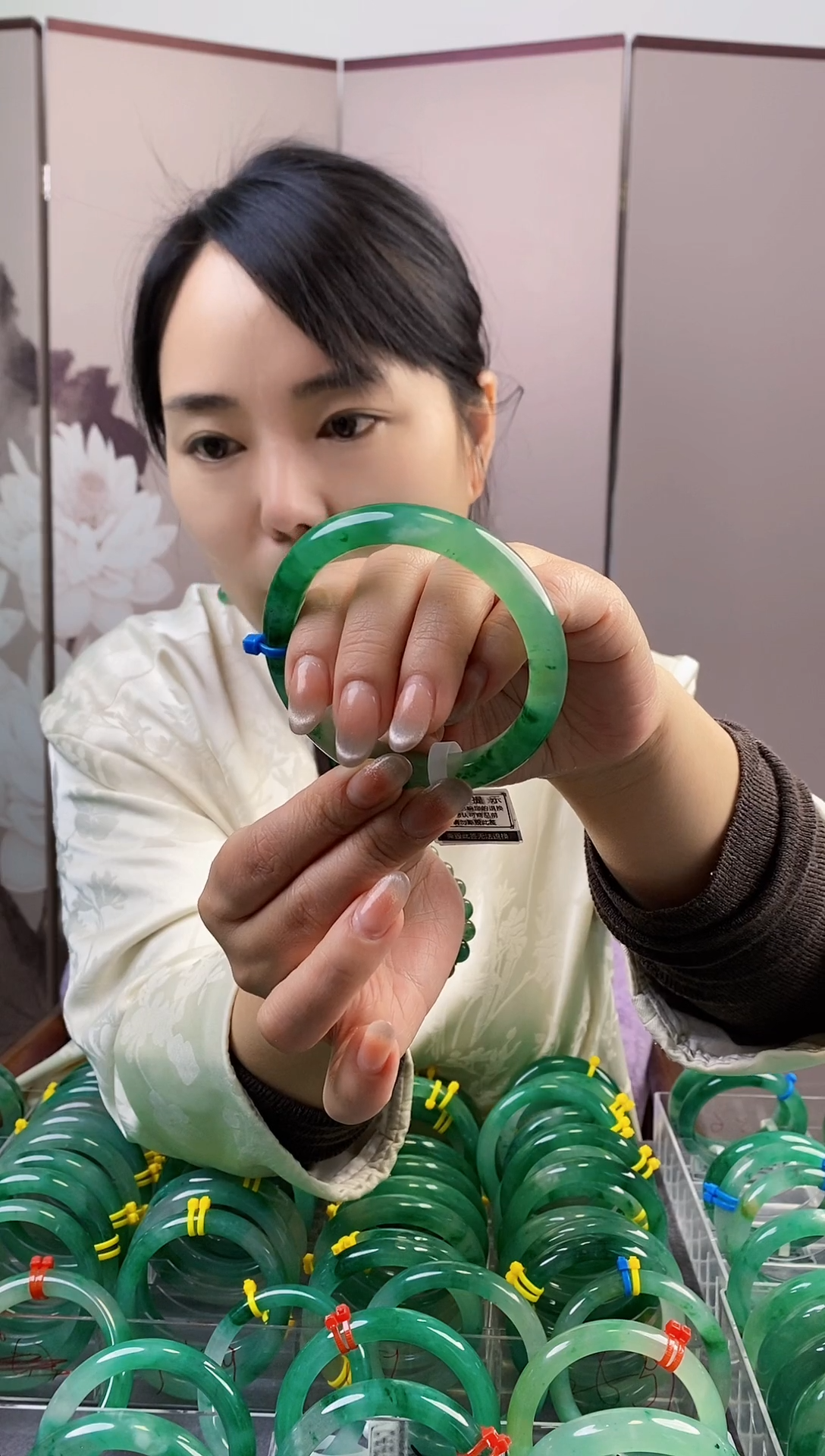 【闪购商品】石英质玉手镯未镶嵌10