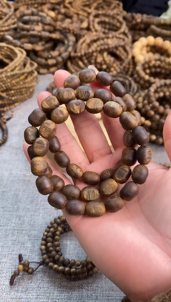 【闪购商品】沉香木手串白棋陆河留疤随型单圈棋楠手串多样性发一