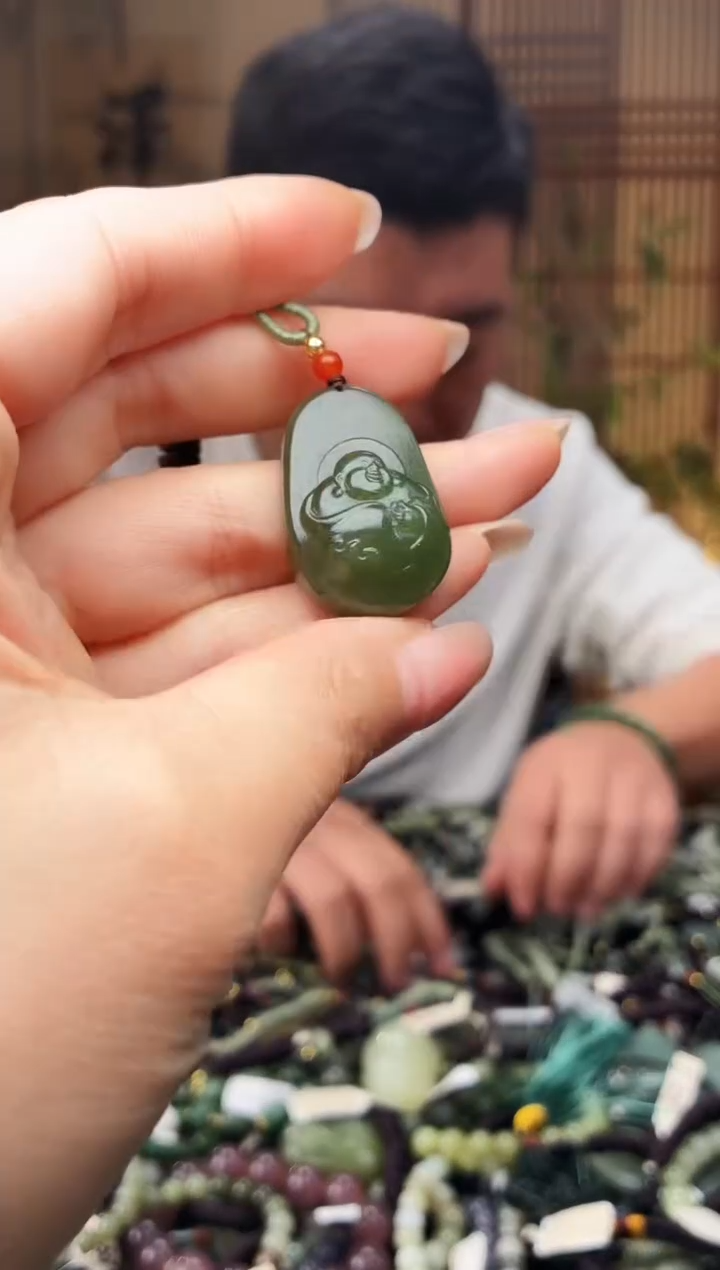 颈饰未镶嵌和田玉多样性发货，拍一发一