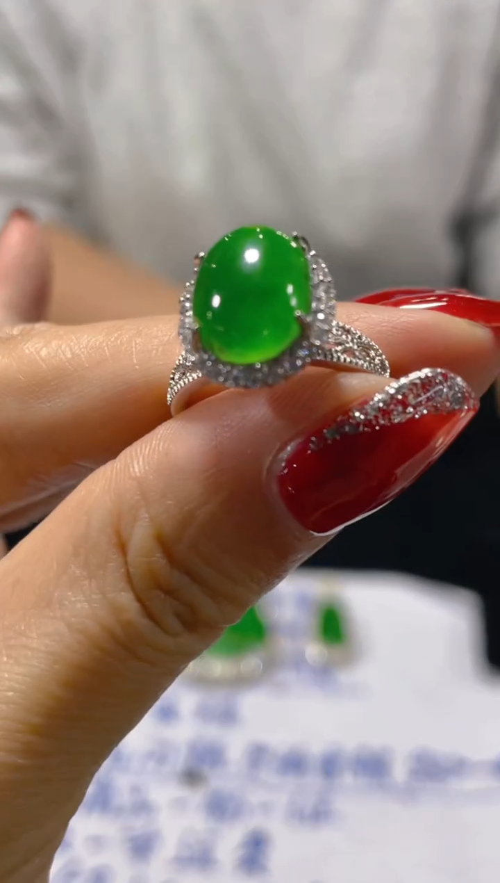 【闪购商品】定制翡翠未镶嵌天然A货翡翠多样性发货拍一发一