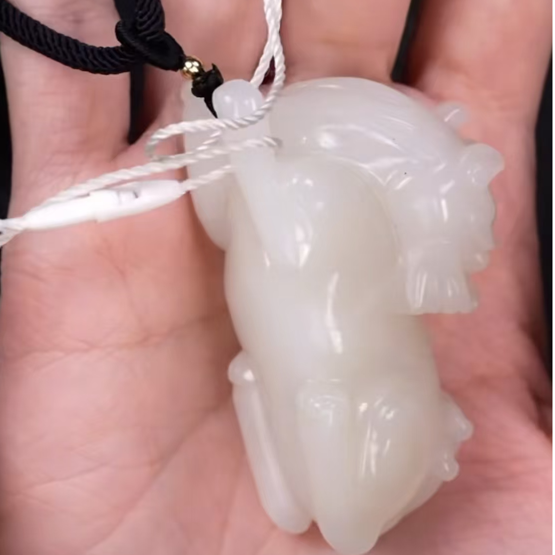 清代和田玉貔貅  