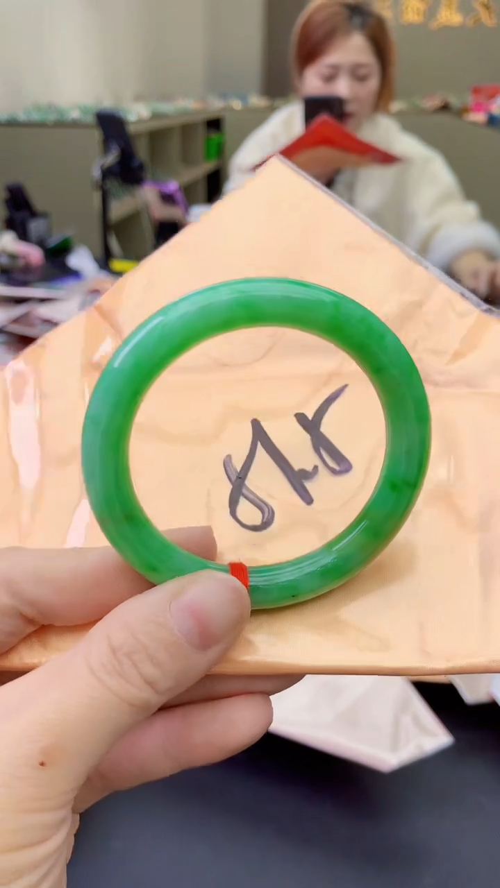 【闪购商品】翡翠手镯未镶嵌0263630385