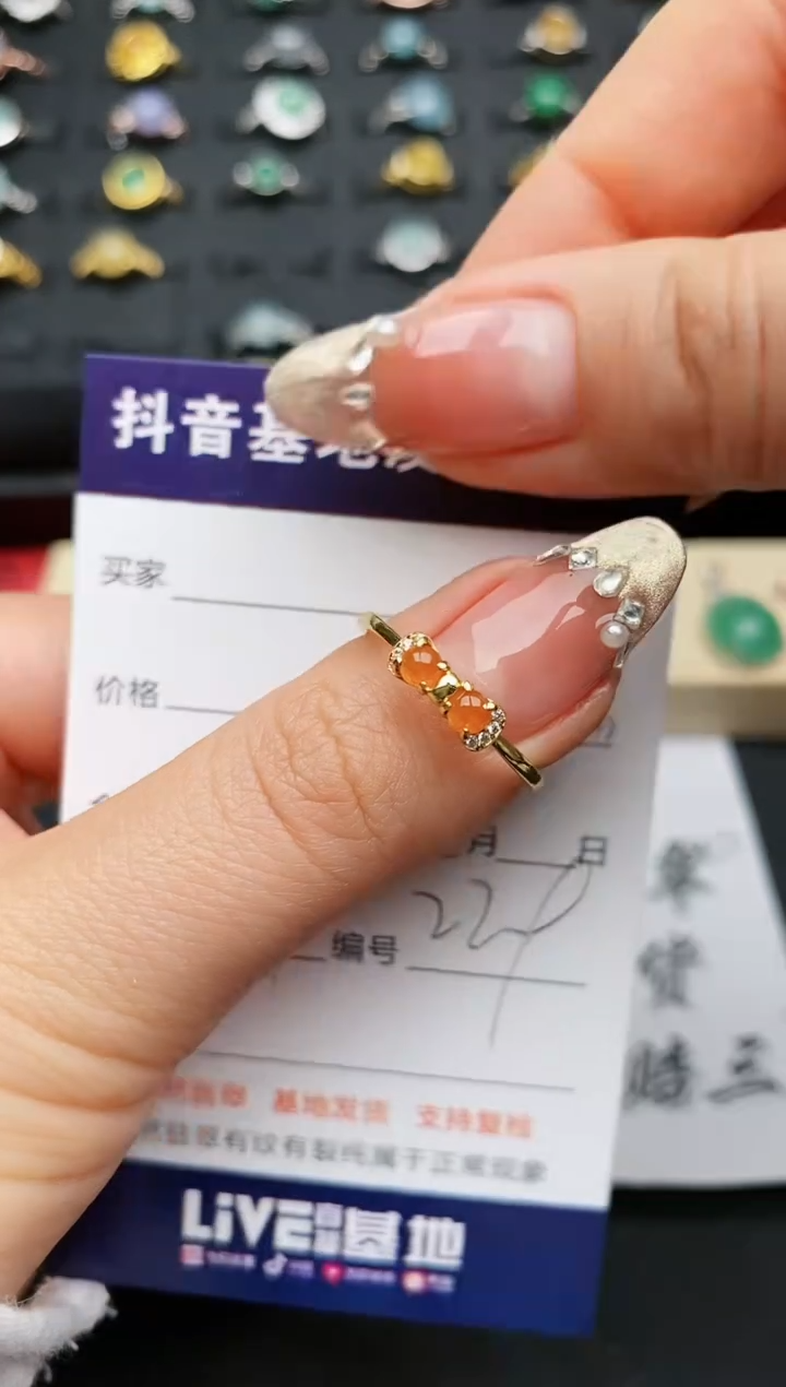 【闪购商品】翡翠戒指银S925镶嵌.............