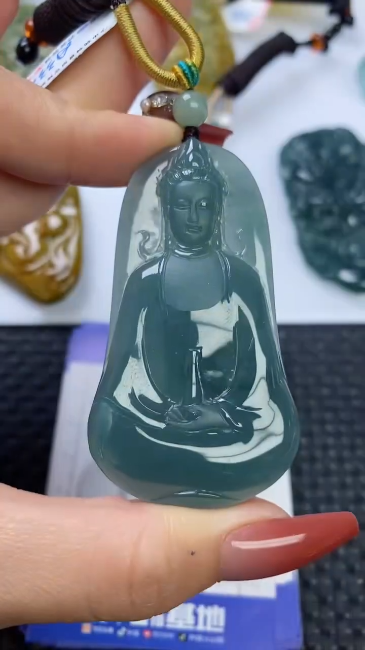 【闪购商品】翡翠颈饰未镶嵌1111111111111111