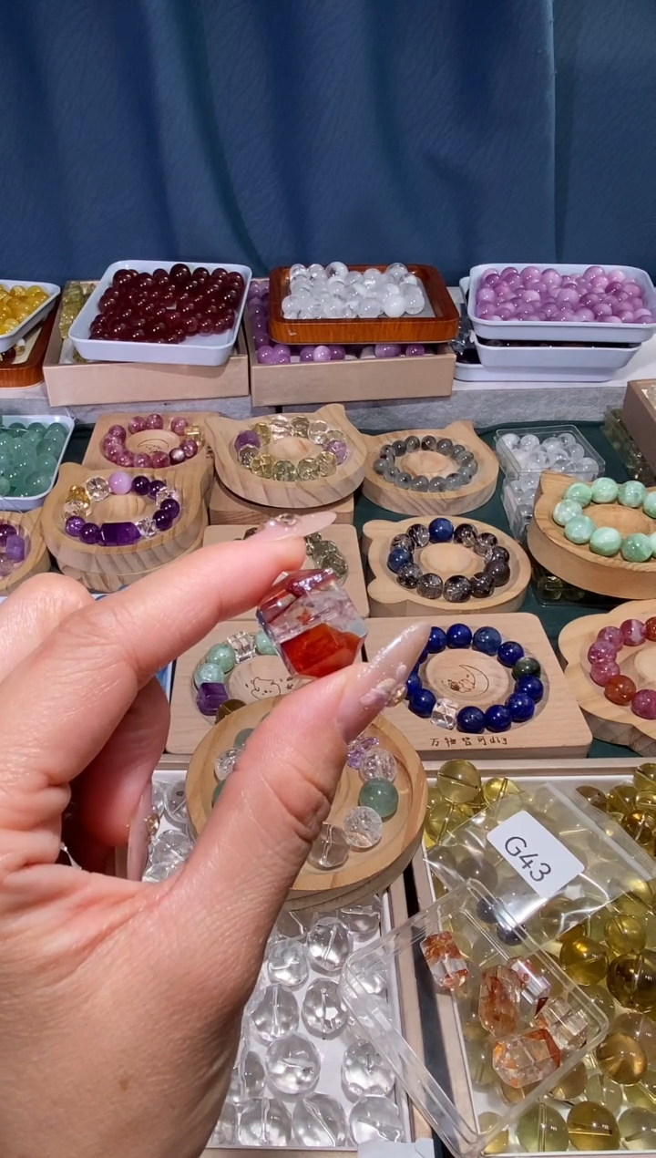 未镶嵌手串水晶?***?G36红胶花双尖单颗