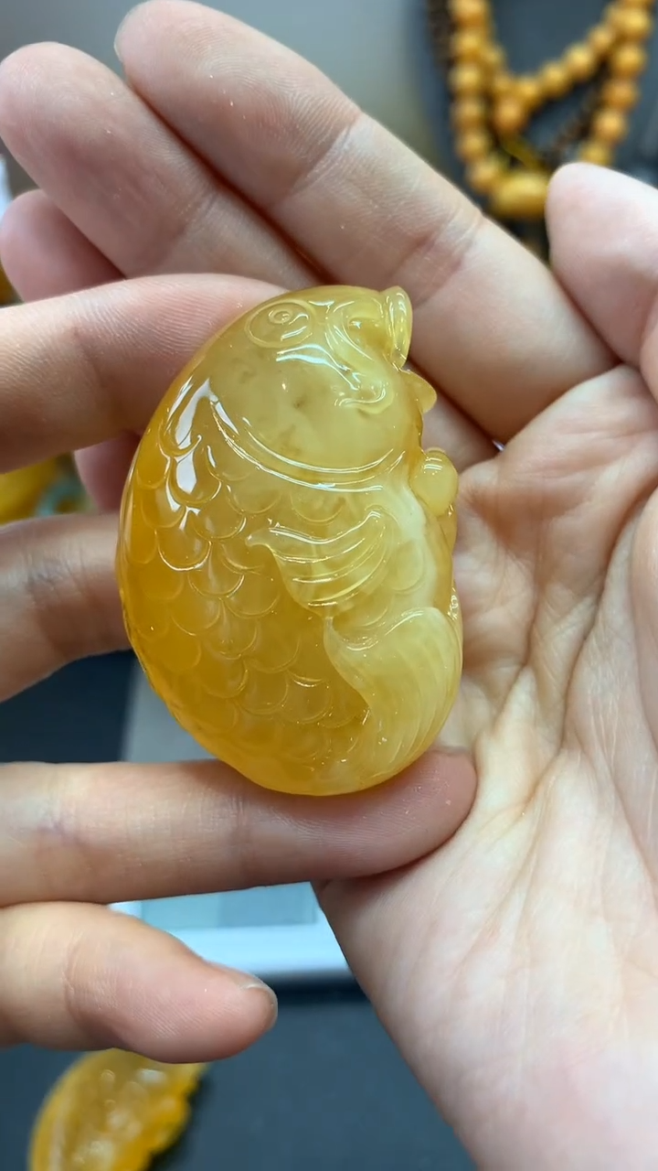 【闪购商品】未镶嵌琥珀珠宝奇石2916