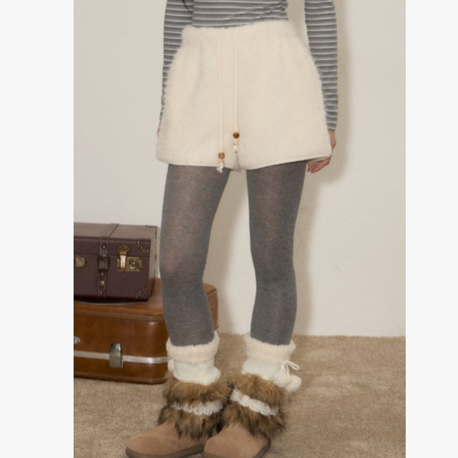 umoumo乌蘑原创设计珠子抽绳羔羔毛短裤UMOKZ141798