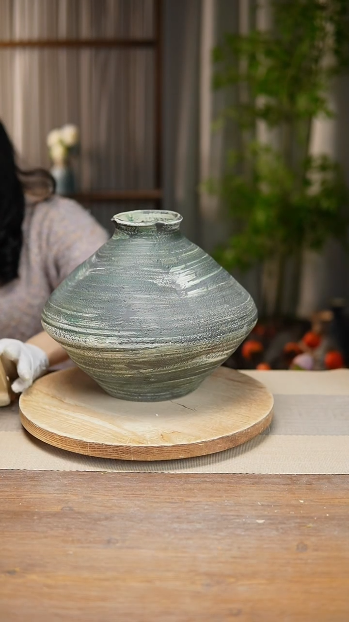 【闪购商品】陶瓷花器螺纹绿飞碟