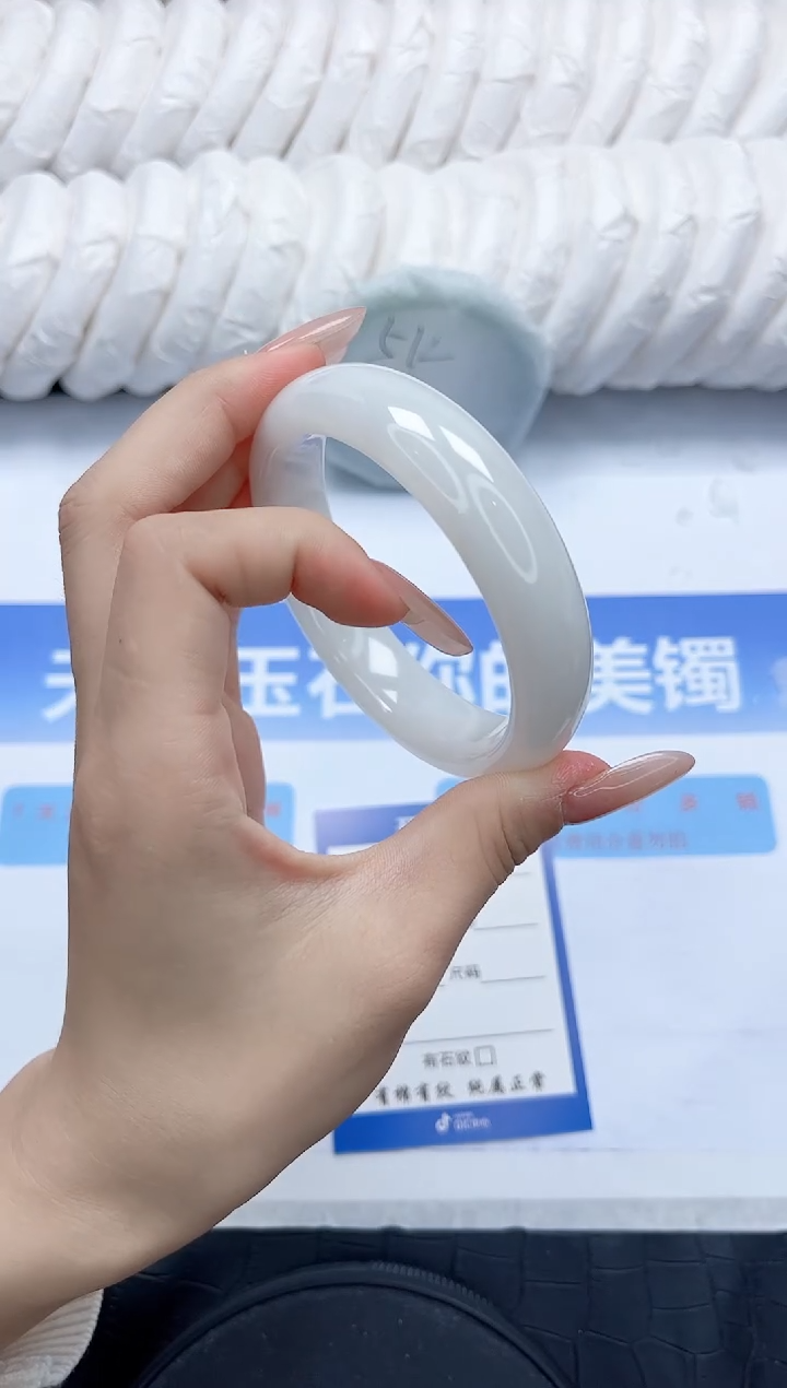 和田玉手镯未镶嵌89-62