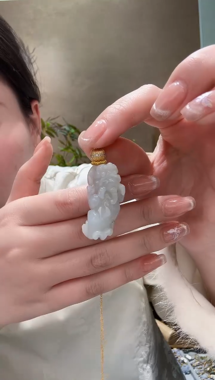 【闪购商品】翡翠颈饰未镶嵌吊坠