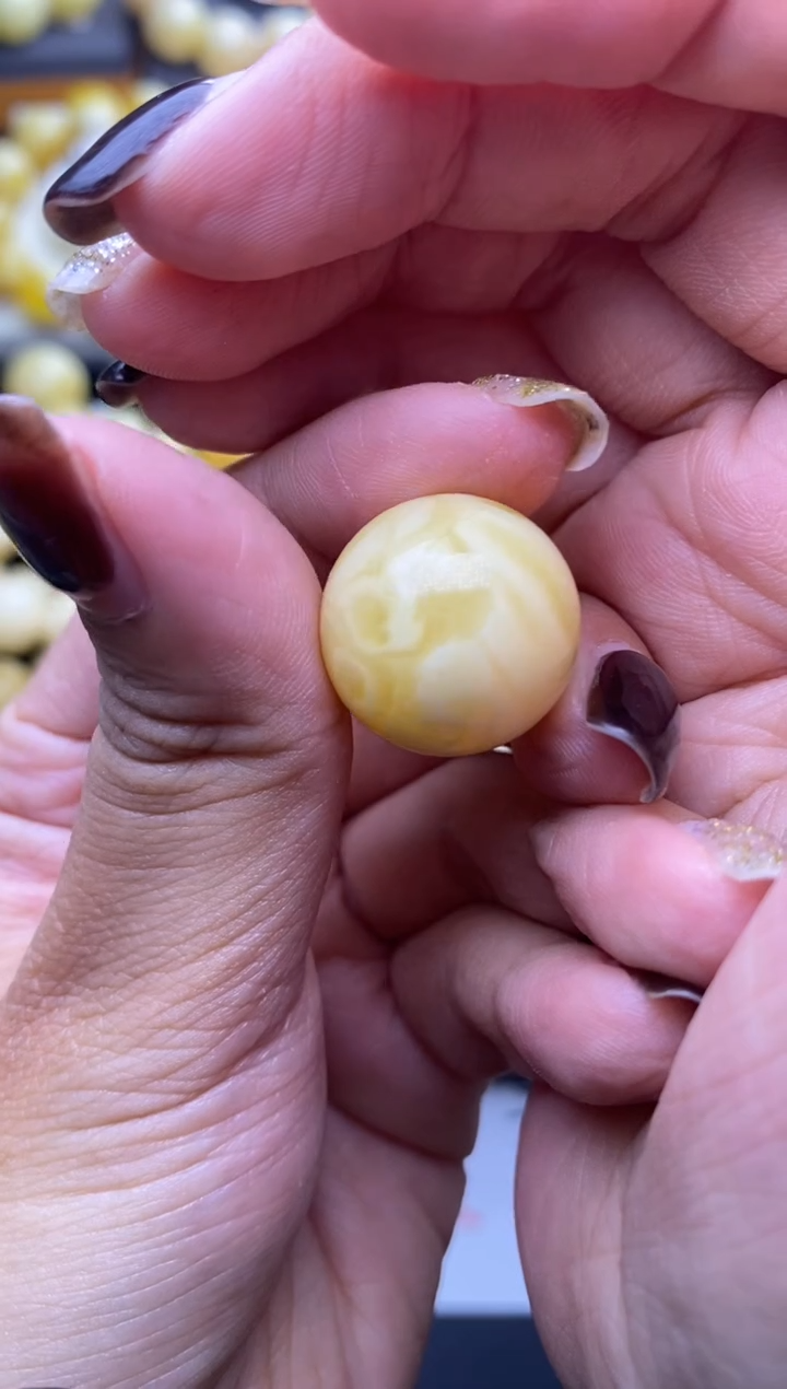 裸石琥珀未镶嵌大小姐珠宝14