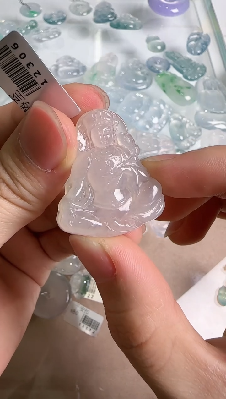 【闪购商品】翡翠吊坠(不含链)未镶嵌··